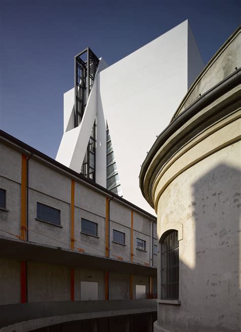 fondazione prada ticket online|prada foundation oma.